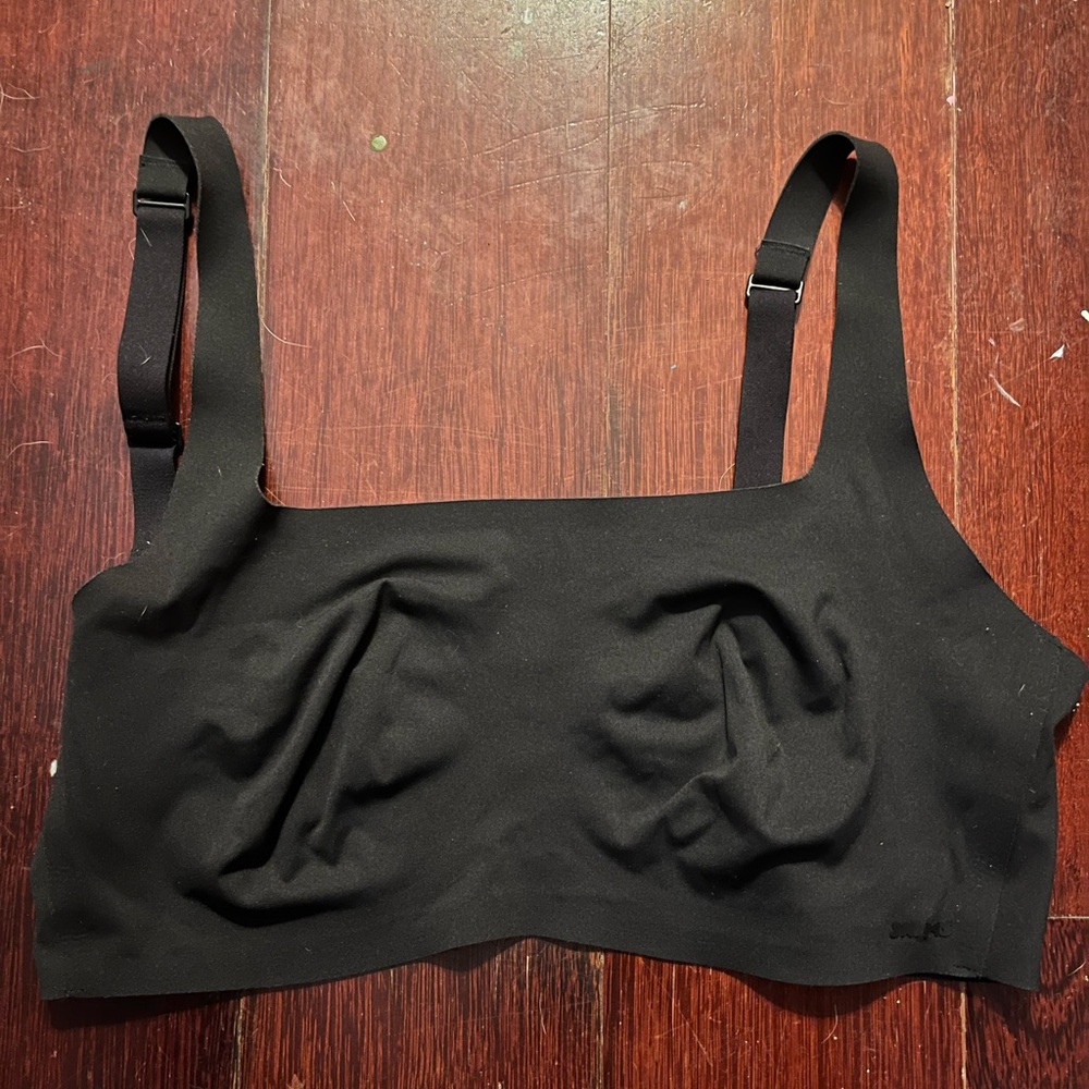 SKIMS Black Seamless Stretch Bralette with Adjustable Straps